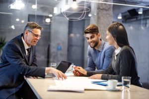 Read more about the article Sales coaching for reps to succeed in 2023